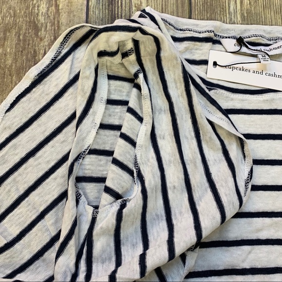 Cupcakes & Cashmere striped flutter linen top - Picture 5 of 8
